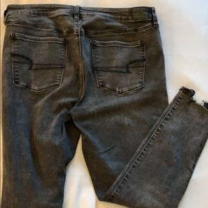 American Eagle Hi-Rise Jegging